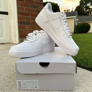 NEW Nike Air Force One Size 11